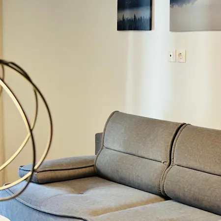 Aristotelous Square N.4