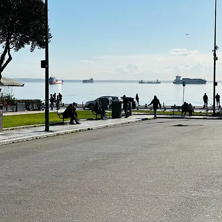 Aristotelous Square N.4